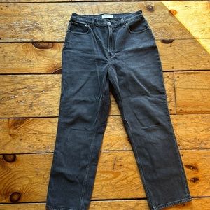 Abercrombie 90s Straight Ultra High Rise Jean